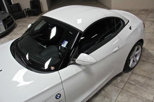 New-2011-BMW-Z4-sDrive30i