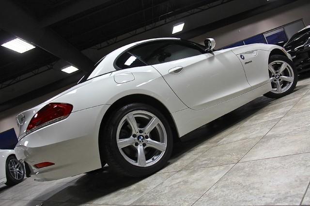 New-2011-BMW-Z4-sDrive30i