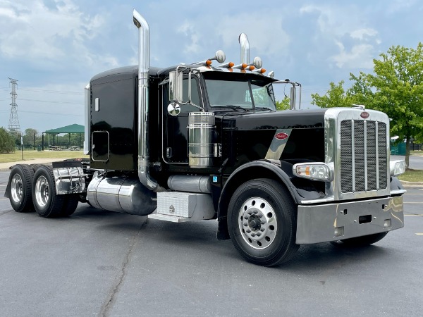Used 2013 Peterbilt 389 GLIDER! CAT 6NZ - 500 HORSEPOWER - 15 SPEED MANUAL for sale Sold at Chicago Motor Cars in West Chicago IL 60185 3