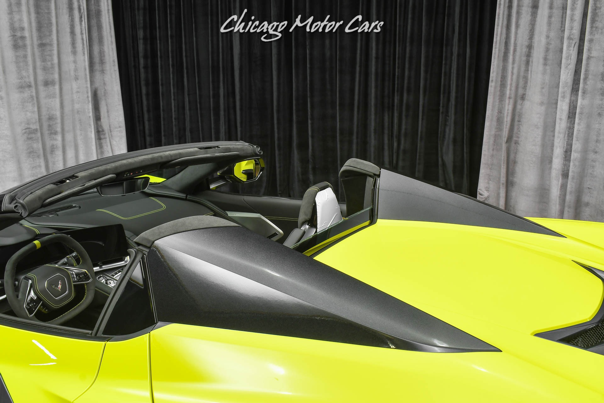 Used-2022-Chevrolet-Corvette-Stingray-3LT-Convertible-2-Sets-of-Wheels-HARD-LOADED-CarbonFiber-FrontLift