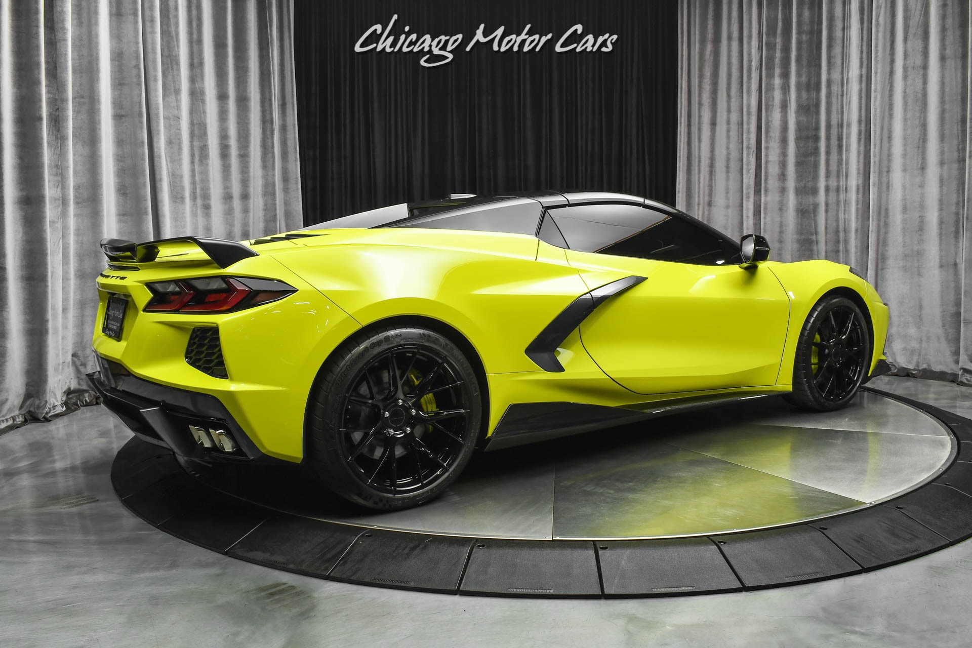 Used-2022-Chevrolet-Corvette-Stingray-3LT-Convertible-2-Sets-of-Wheels-HARD-LOADED-CarbonFiber-FrontLift