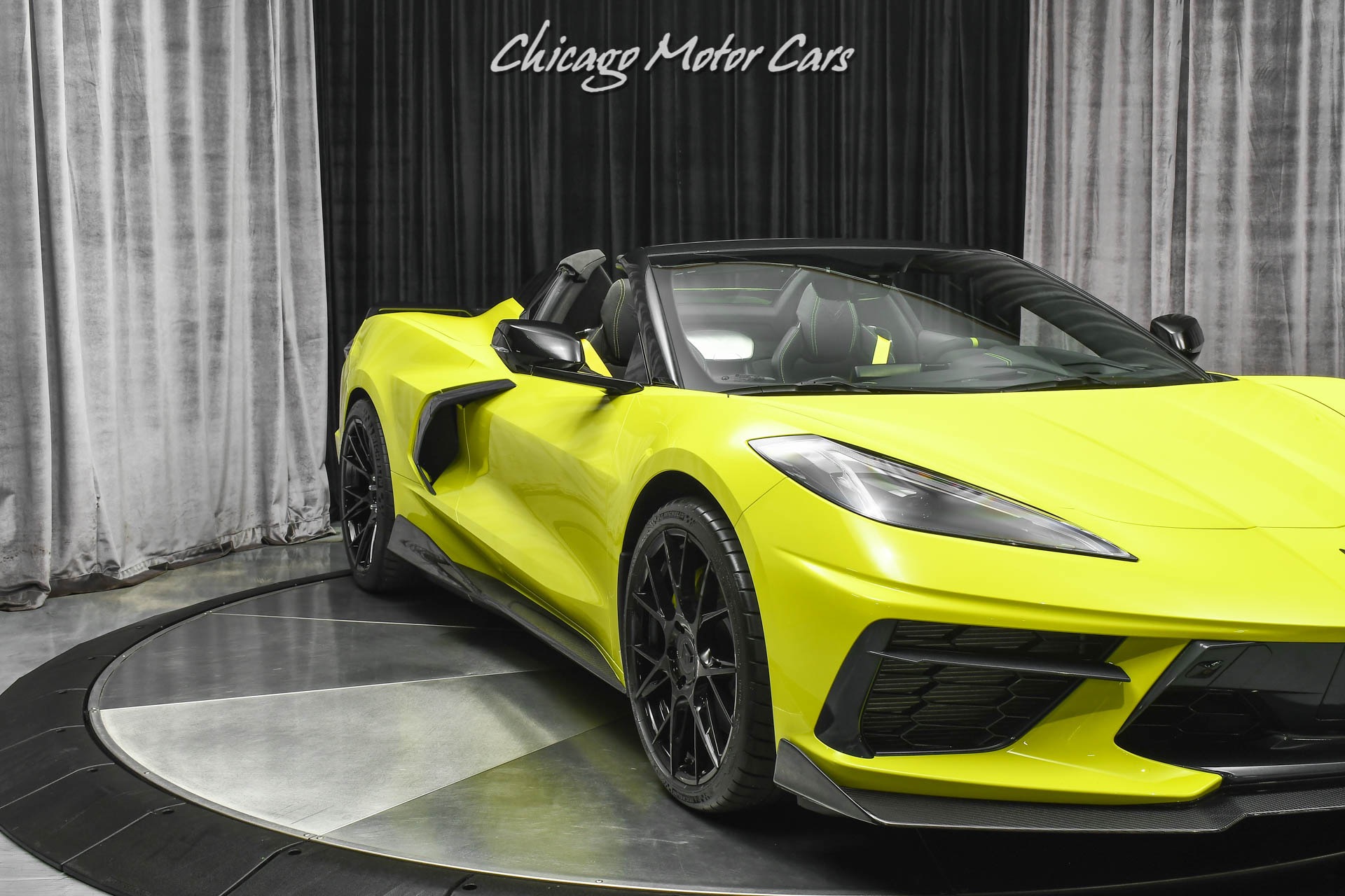 Used-2022-Chevrolet-Corvette-Stingray-3LT-Convertible-2-Sets-of-Wheels-HARD-LOADED-CarbonFiber-FrontLift