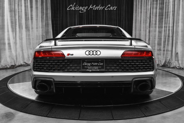 Used 2020 Audi R8 5.2 quattro V10 performance Coupe Carbon Pkg! B&O! Front PPF! LOADED! for sale Sold at Chicago Motor Cars in West Chicago IL 60185 4