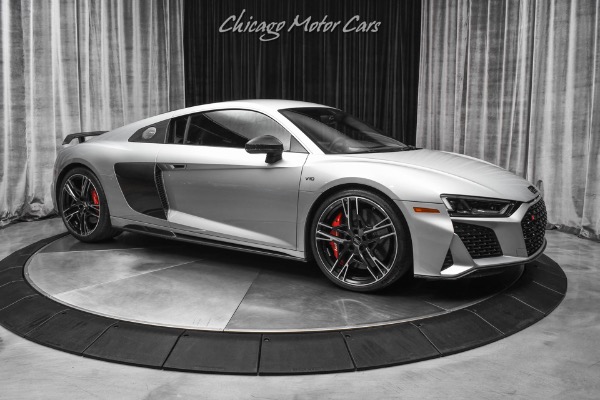 Used 2020 Audi R8 5.2 quattro V10 performance Coupe Carbon Pkg! B&O! Front PPF! LOADED! for sale Sold at Chicago Motor Cars in West Chicago IL 60185 6