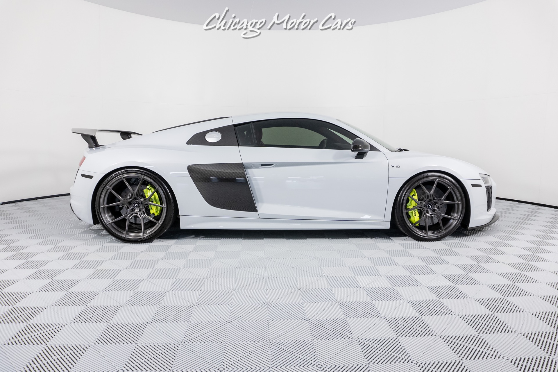 Used-2017-Audi-R8-52-quattro-V10-Plus--FULL-VORSTEINER-KIT-SOUL-PERFORMANCE-EXHAUST