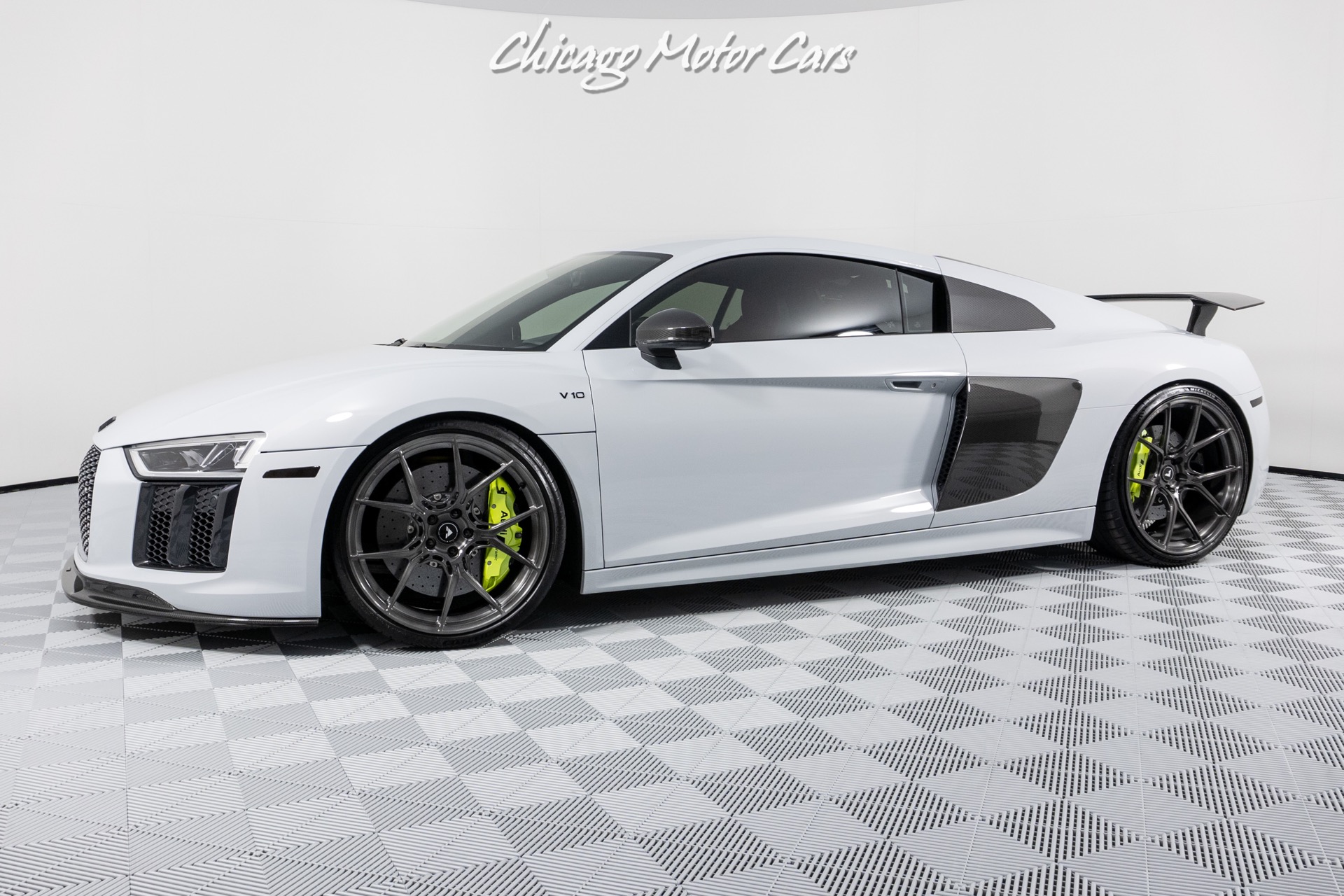 Used-2017-Audi-R8-52-quattro-V10-Plus--FULL-VORSTEINER-KIT-SOUL-PERFORMANCE-EXHAUST