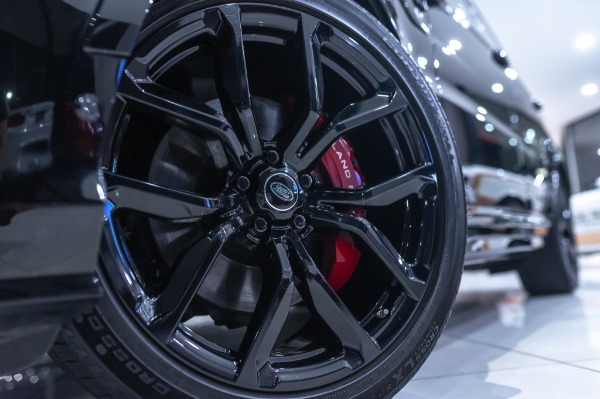 Used 2020 Land Rover Range Rover Sport SVR SUV Gorgeous Spec! Supercharged V8! New Michelin Tires! for sale Sold at Chicago Motor Cars in West Chicago IL 60185 4