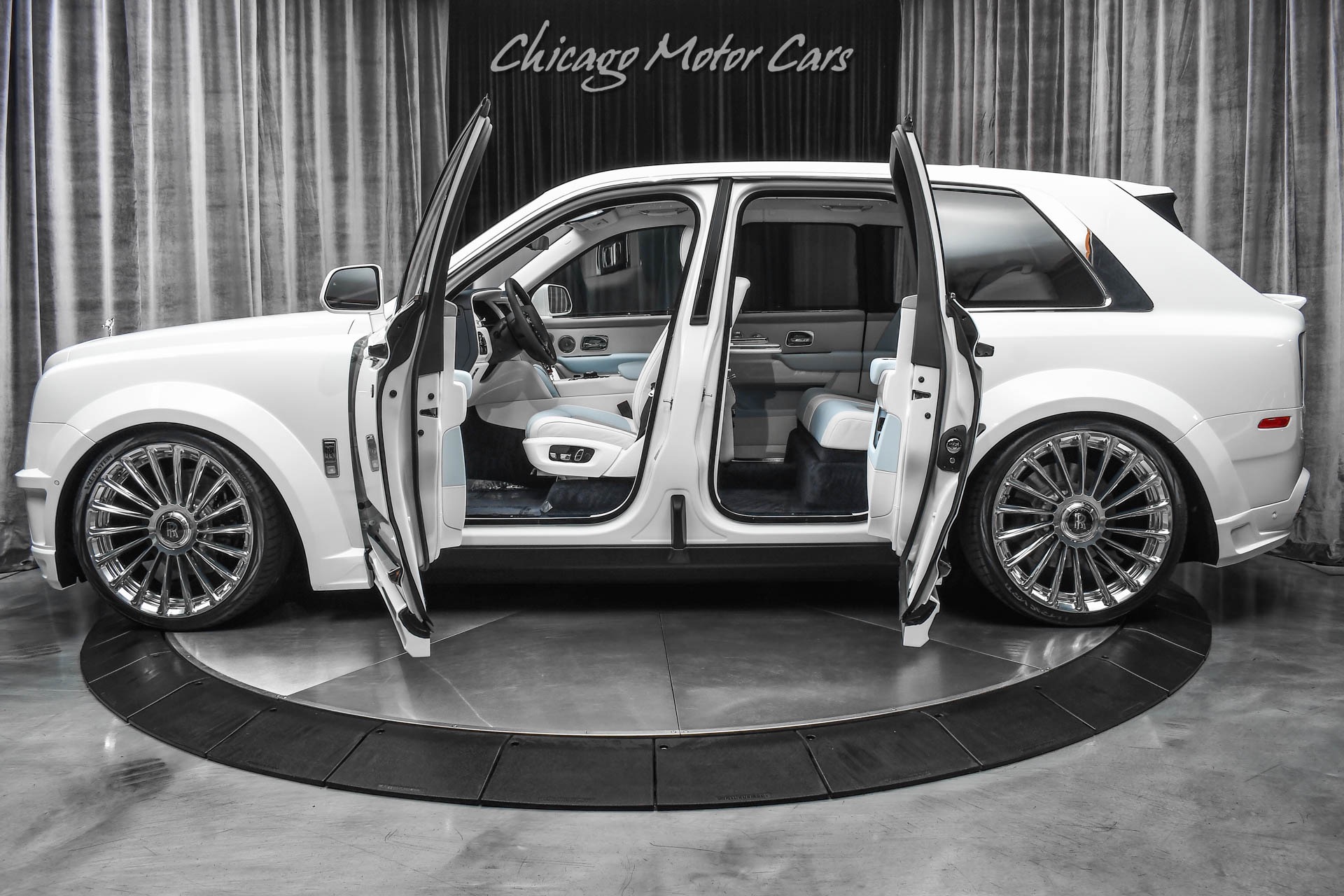 Used-2022-Rolls-Royce-Cullinan-SUV-ONLY-218-Miles-NOVITEC-WIDEBODY-Shooting-Star-Headliner-HUGE-MSRP