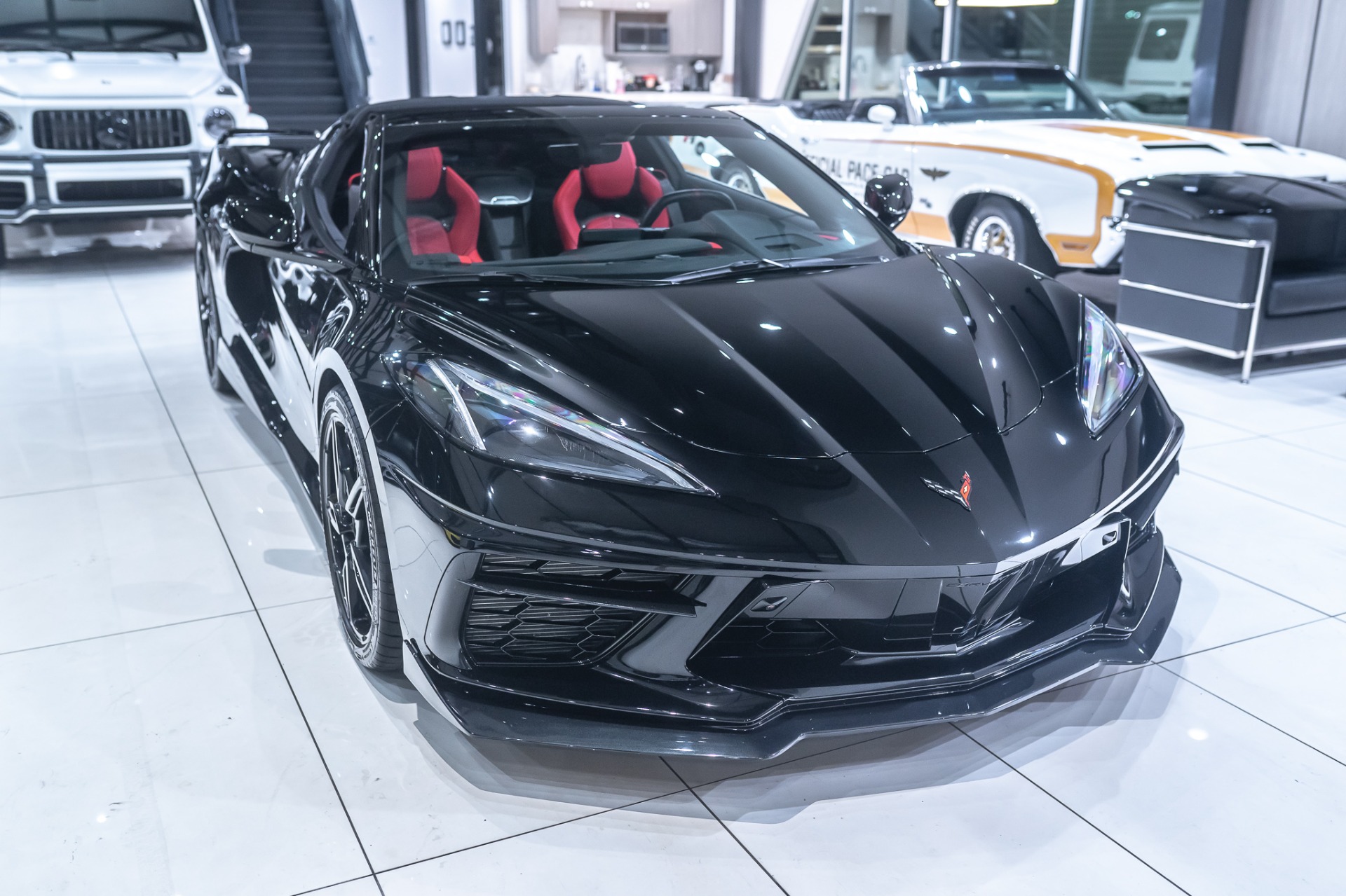 Used-2020-Chevrolet-Corvette-Stingray-Coupe-2LT-with-Z51-Performance-Pkg-GT2-Buckets-LOW-Miles