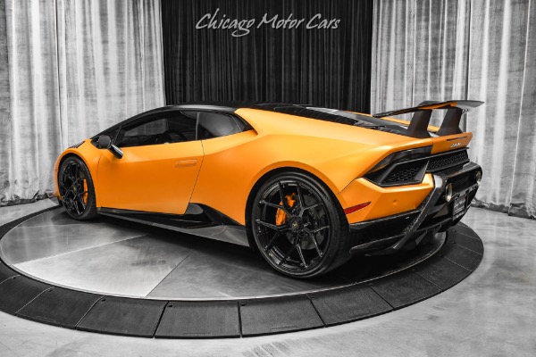 Used 2018 Lamborghini Huracan LP640-4 Performante Coupe LOW Miles! VF Supercharged! 1016 Carbon! LOADED for sale Sold at Chicago Motor Cars in West Chicago IL 60185 3