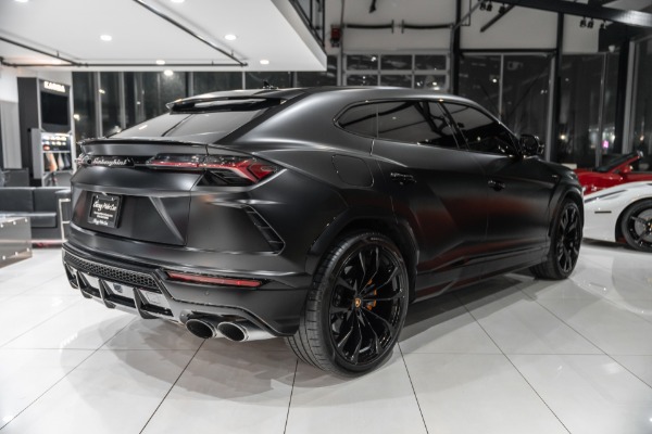 Used 2022 Lamborghini Urus SUV HOT Combo! Style Pkg! Taigete Wheels! FULL STEALTH PPF! LOW MILES for sale Sold at Chicago Motor Cars in West Chicago IL 60185 4