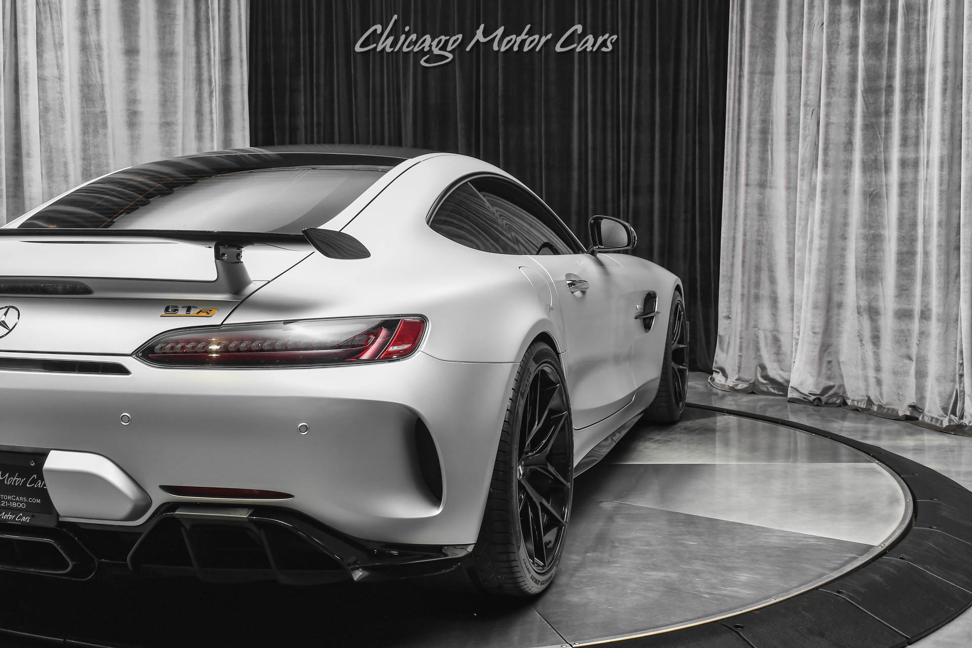 Used-2020-Mercedes-Benz-AMG-GTR-Coupe-LOW-Miles-AMG-Performance-Brakes-Exclusive-Interior-LOADED