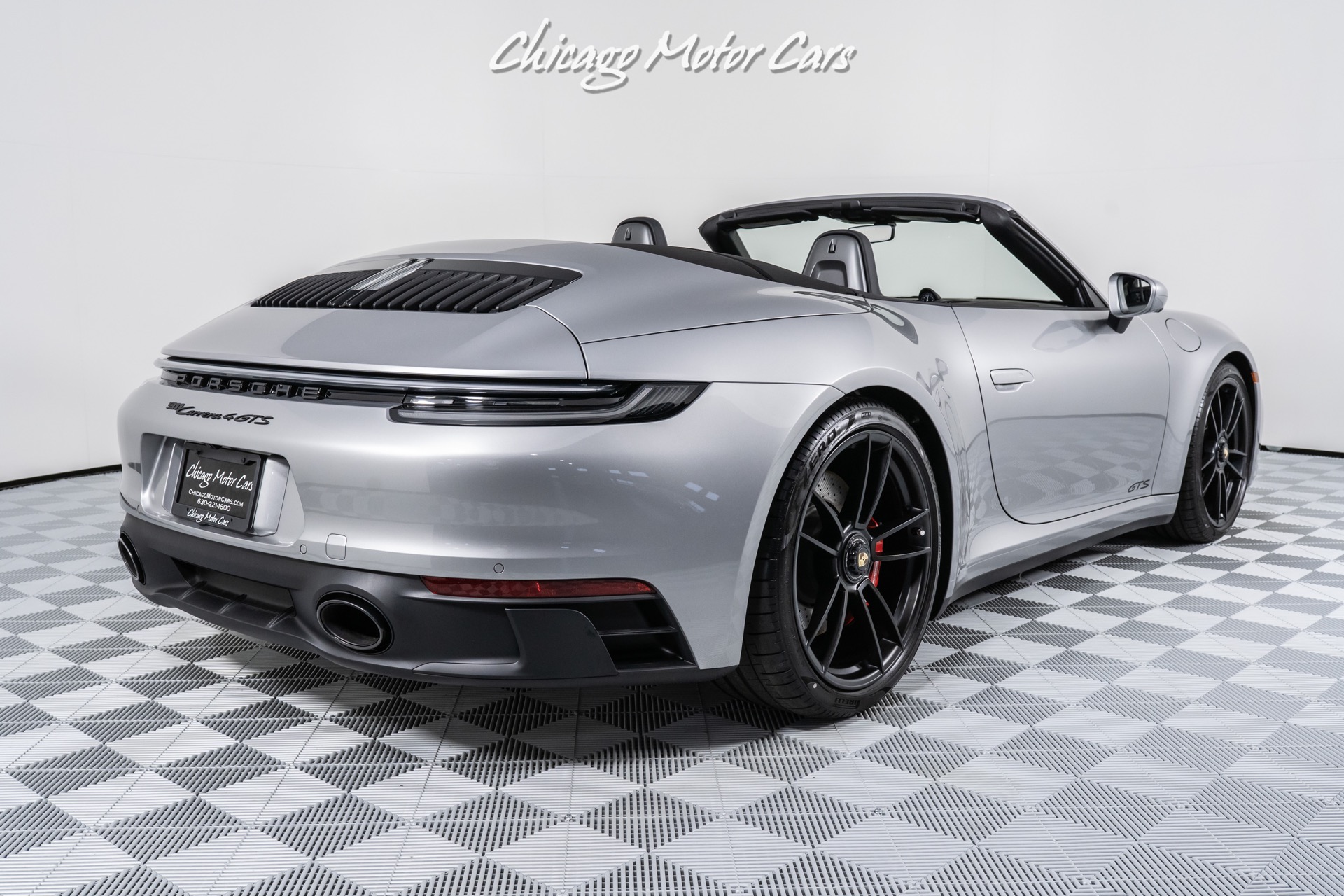 Used-2022-Porsche-911-Carrera-4-GTS-Cabriolet-convertible-Only-15-Miles-Lift-Rear-Axle-Steering