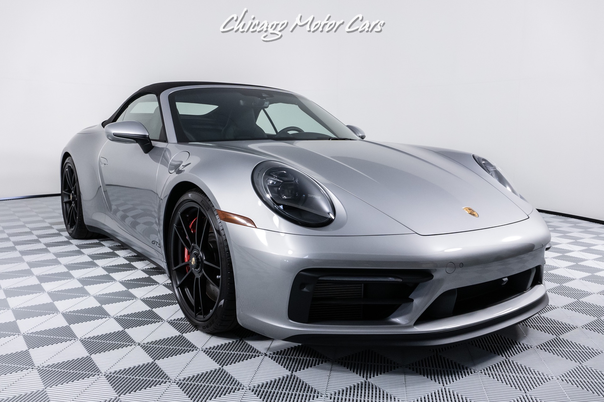 Used-2022-Porsche-911-Carrera-4-GTS-Cabriolet-convertible-Only-15-Miles-Lift-Rear-Axle-Steering