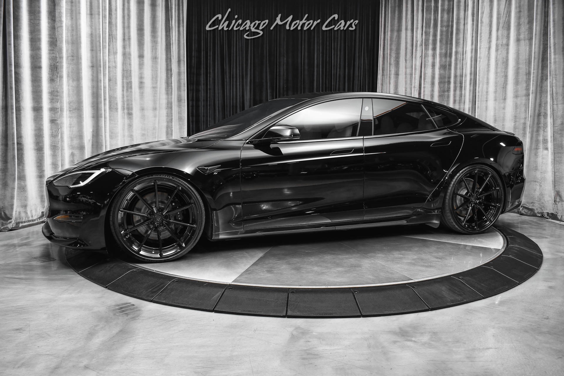 Used-2022-Tesla-Model-S-Plaid-Carbon-Fiber-LOADED-Autopilot-ANRKY-Wheels-Lowered-FULL-Front-PPF