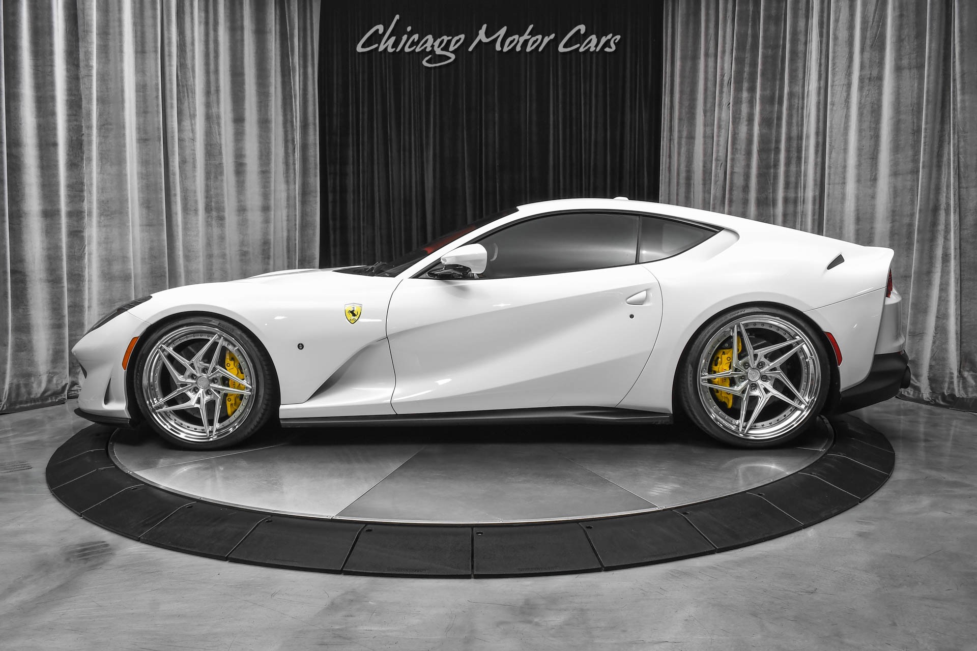 Used-2020-Ferrari-812-Superfast-V12-Coupe-LOW-Miles-Carbon-Fiber-FULL-PPF--Ceramic-ANRKY-Wheels-LOADED