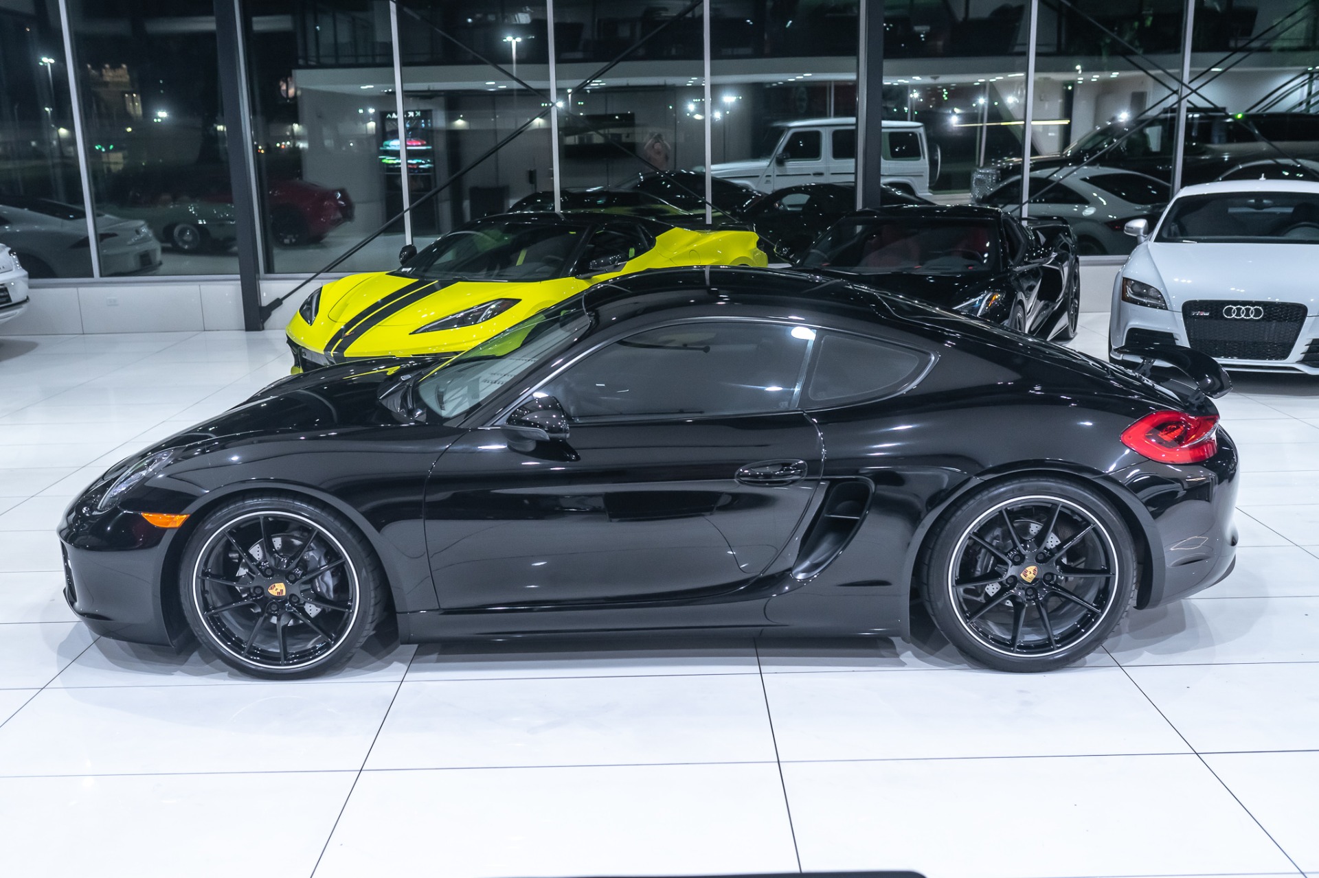 Used-2016-Porsche-Cayman-BLACK-EDITION-6-Speed-Sport-Suspension-Sport-Exhaust-Sport-Seats