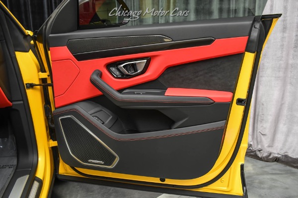 Used-2022-Lamborghini-Urus-SUV-ONLY-79-Miles-HOT-Color-Combo-TONS-of-Carbon-LOADED