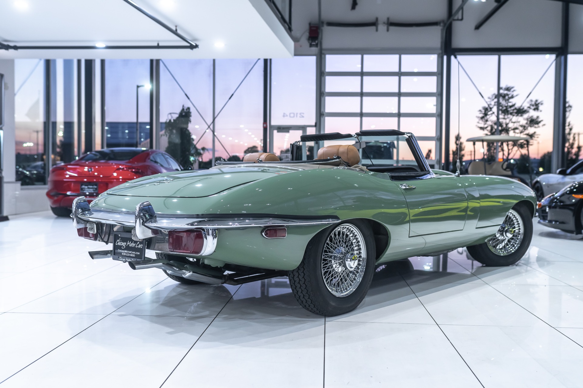 Used-1970-Jaguar-XKE-Series-II-Roadster-42L-Willow-Green-Collector-Condition