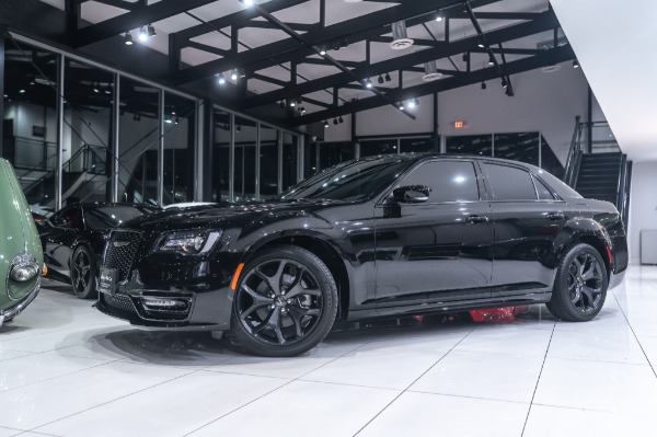 Used 2021 Chrysler 300 S V8 Sedan ONLY 990 Miles! 5.7L HEMI V8! BORLA EXHAUST! FRONT END PPF! for sale Sold at Chicago Motor Cars in West Chicago IL 60185 2