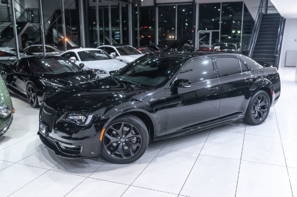 Used 2021 Chrysler 300 S V8 Sedan ONLY 990 Miles! 5.7L HEMI V8! BORLA EXHAUST! FRONT END PPF! for sale Sold at Chicago Motor Cars in West Chicago IL 60185 3