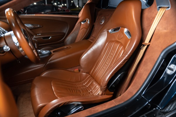 Used-2006-Bugatti-Veyron-164-Coupe-Recent-Service-at-Bugatti-STUNNING-Color-Combo-Cognac-Interior