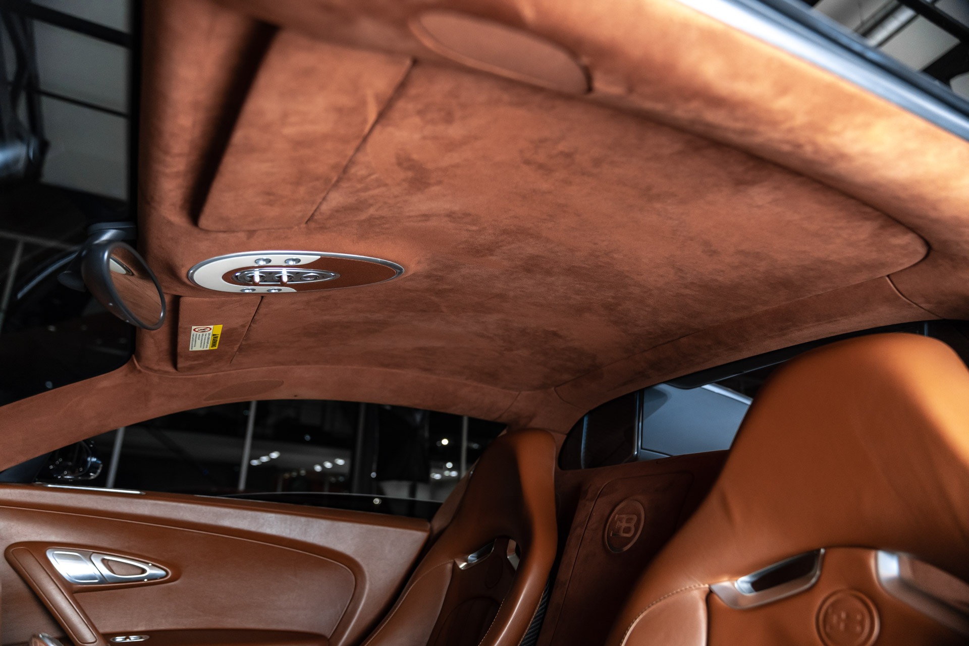 Used-2006-Bugatti-Veyron-164-Coupe-Recent-Service-at-Bugatti-STUNNING-Color-Combo-Cognac-Interior