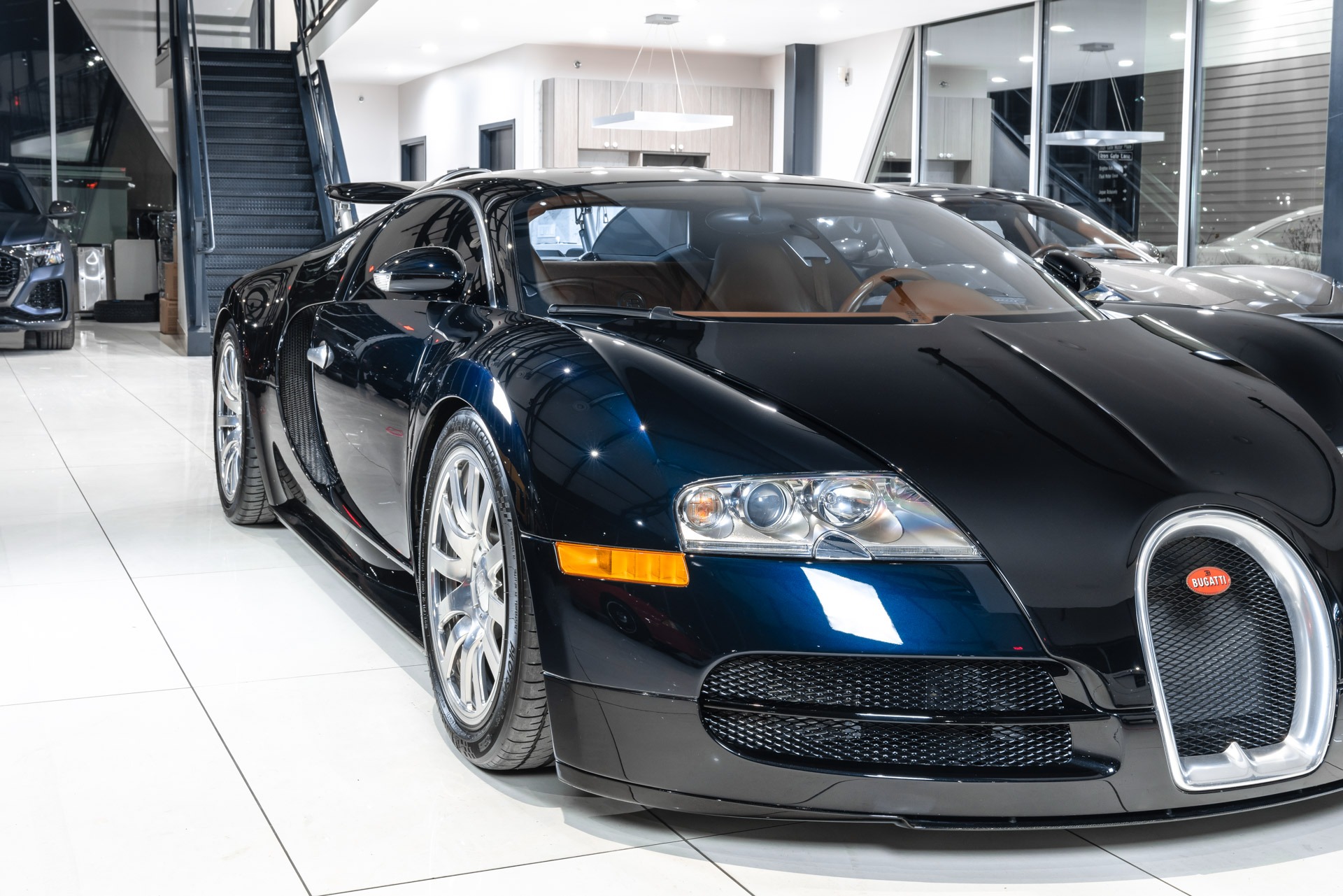 Used-2006-Bugatti-Veyron-164-Coupe-Recent-Service-at-Bugatti-STUNNING-Color-Combo-Cognac-Interior