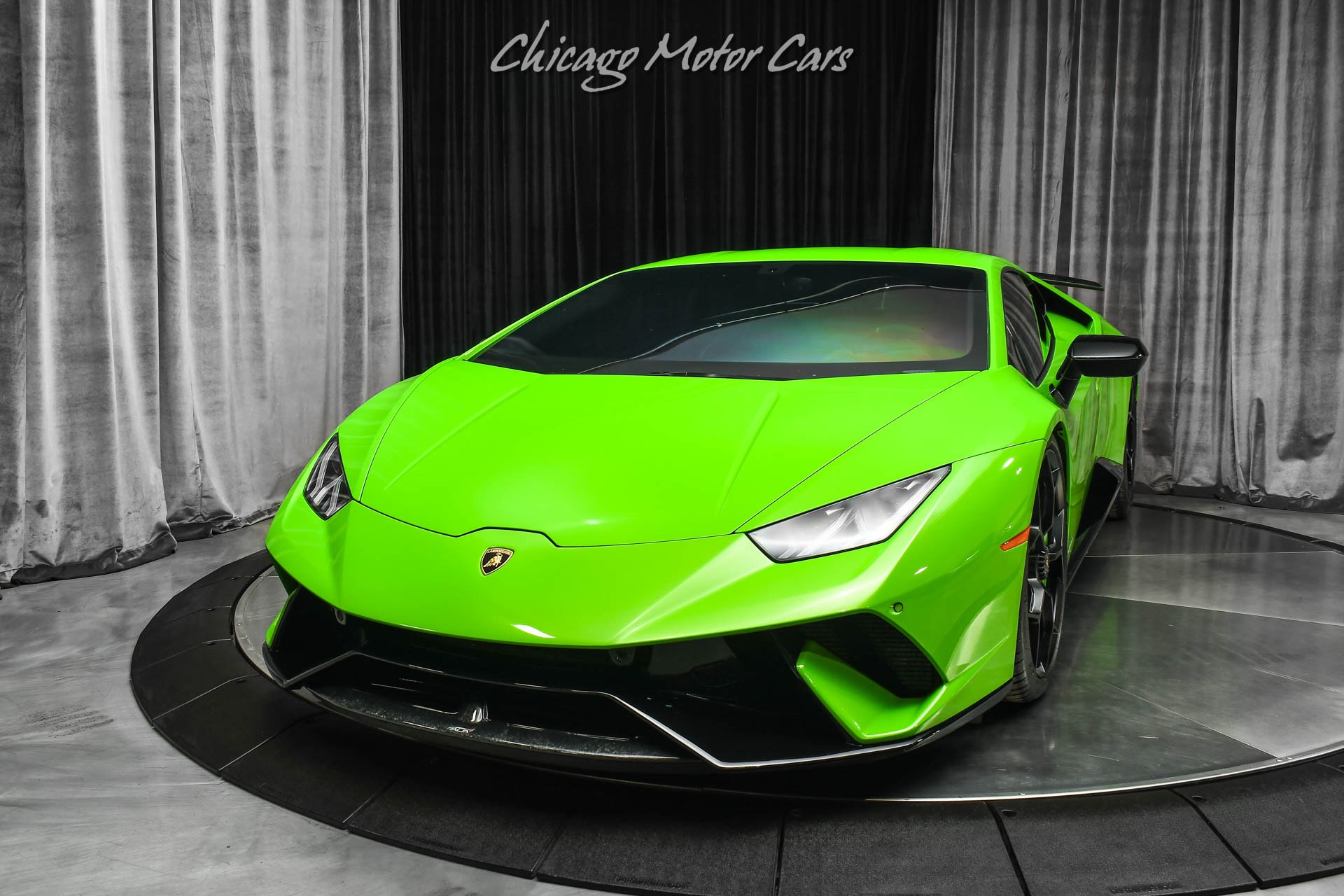 Used-2018-Lamborghini-Huracan-LP640-4-Performante-VERDE-MANTIS-FINISH-FORGED-CARBON-ENGINE-BAY-LOADED