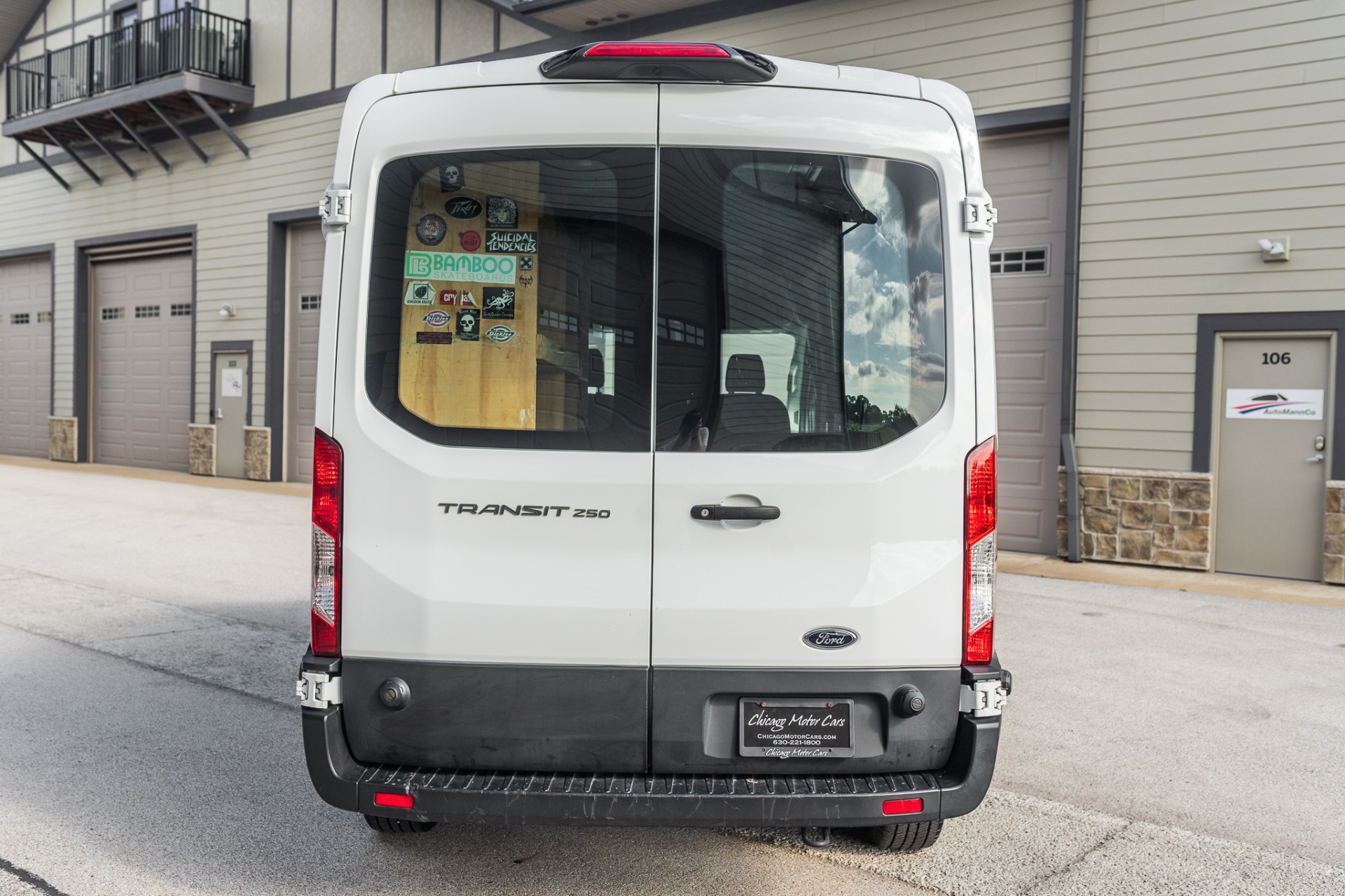 Used-2019-Ford-Transit-Cargo-250-148-WB-Cargo-Van-Built-in-Shelving