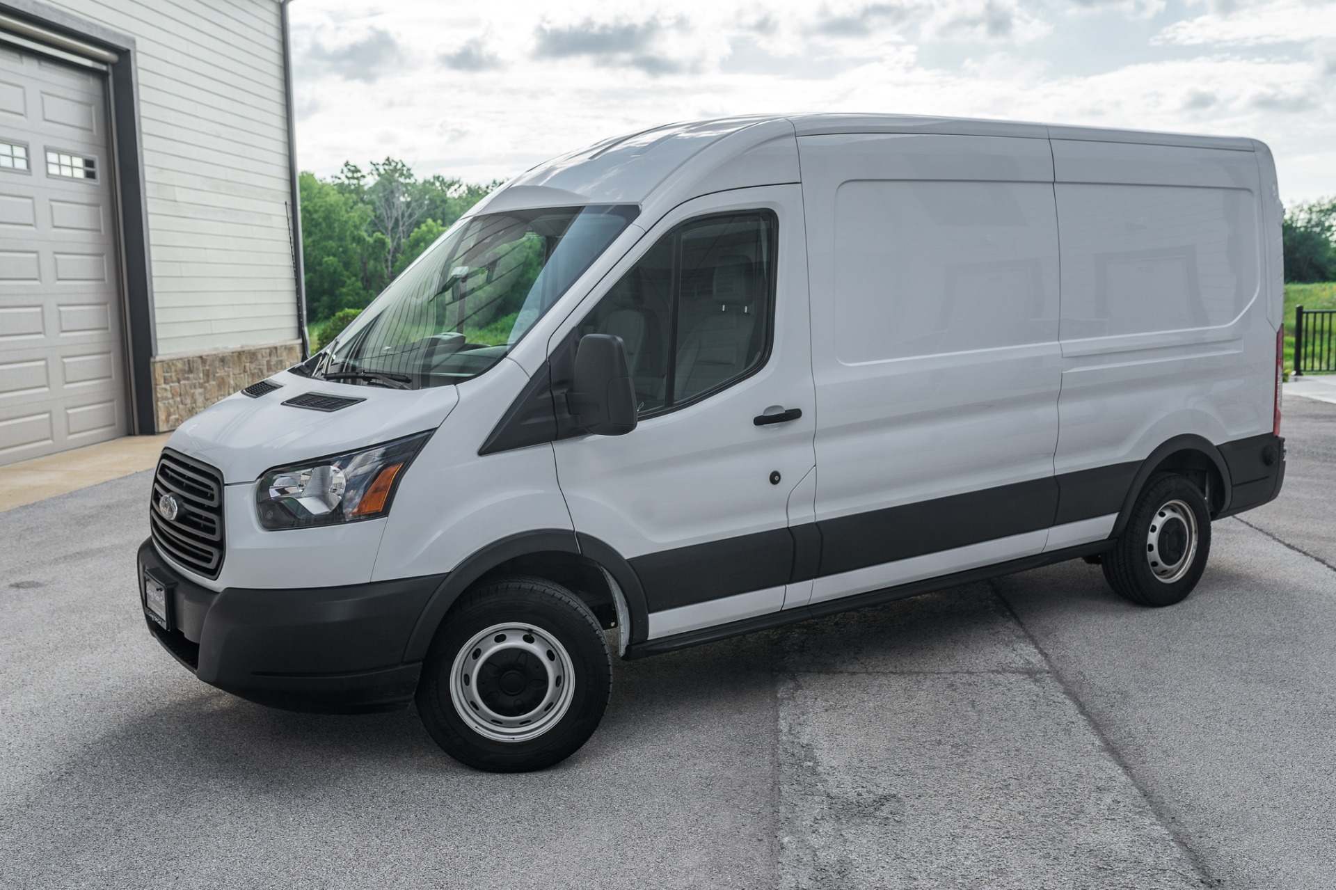 Used-2019-Ford-Transit-Cargo-250-148-WB-Cargo-Van-Built-in-Shelving