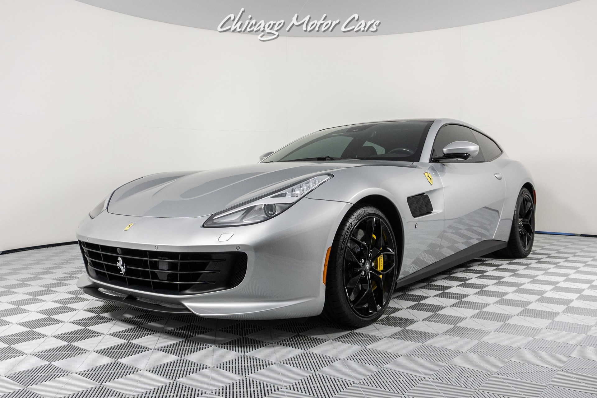 Used-2019-Ferrari-GTC4Lusso-T-ONLY-8K-MILES-REAR-WHEEL-STEERING-LOADED