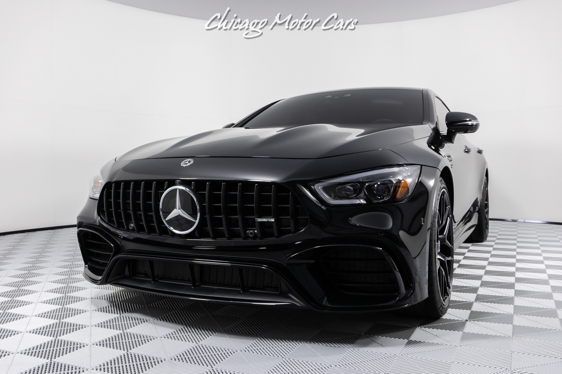 Used-2021-Mercedes-Benz-AMG-GT63-S-STARLIGHT-HEADLINER-AMG-PERFORMANCE-SEATS-LOADED