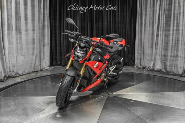 Used-2022-BMW-S1000R-Motorcycle-Sport-Pkg-Premium-Pkg-Select-Pkg-Comfort-Pkg-LOADED