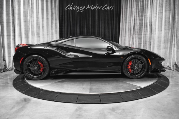 Used-2020-Ferrari-488-Pista-Coupe-LOW-Miles-HOT-Spec-Daytona-Race-Seats-Front-Lift-LOADED