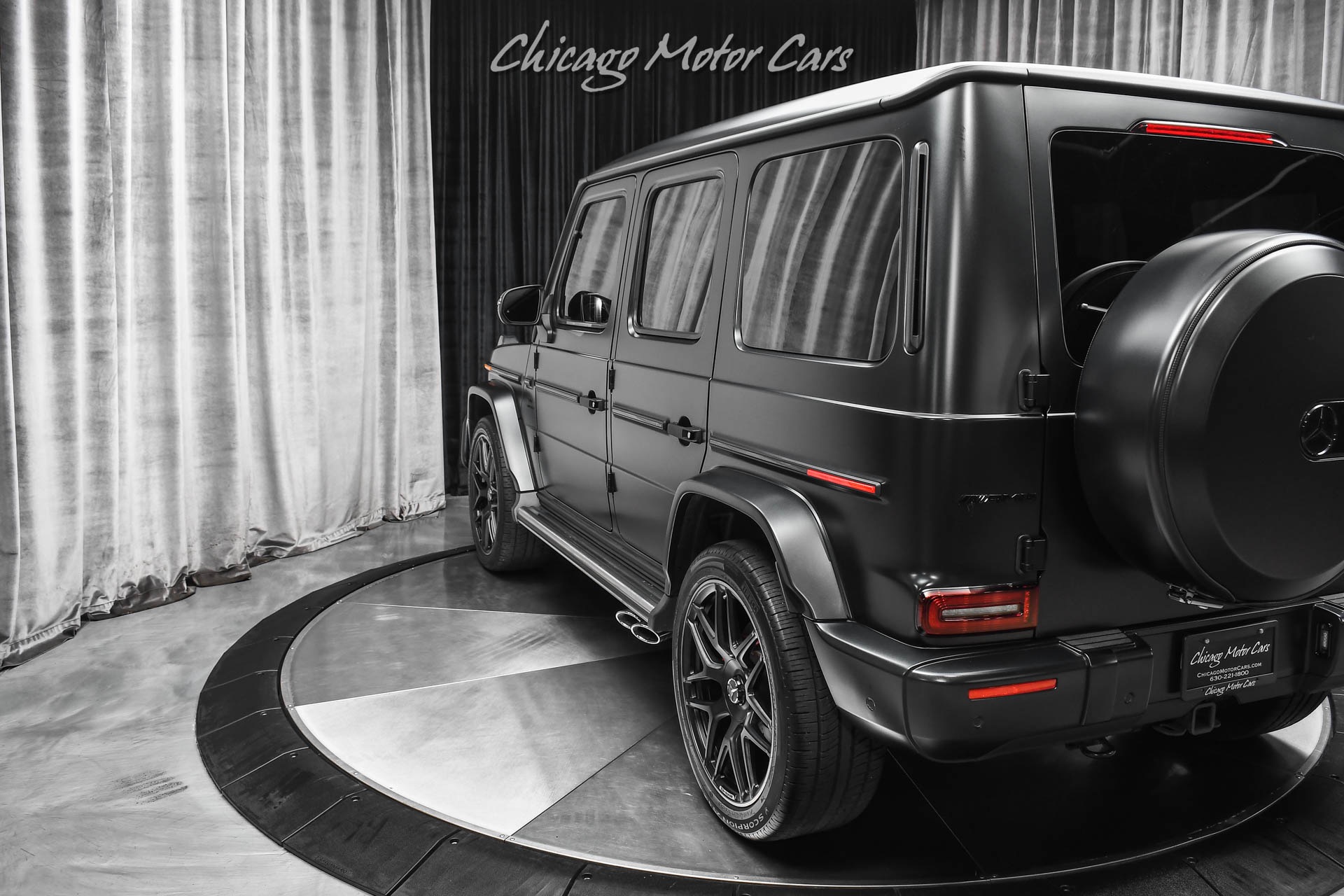 Used-2021-Mercedes-Benz-G63-AMG-4Matic-SUV-LOW-Miles-Exclusive-Interior-Pkg-Night-Pkg-Magno-LOADED