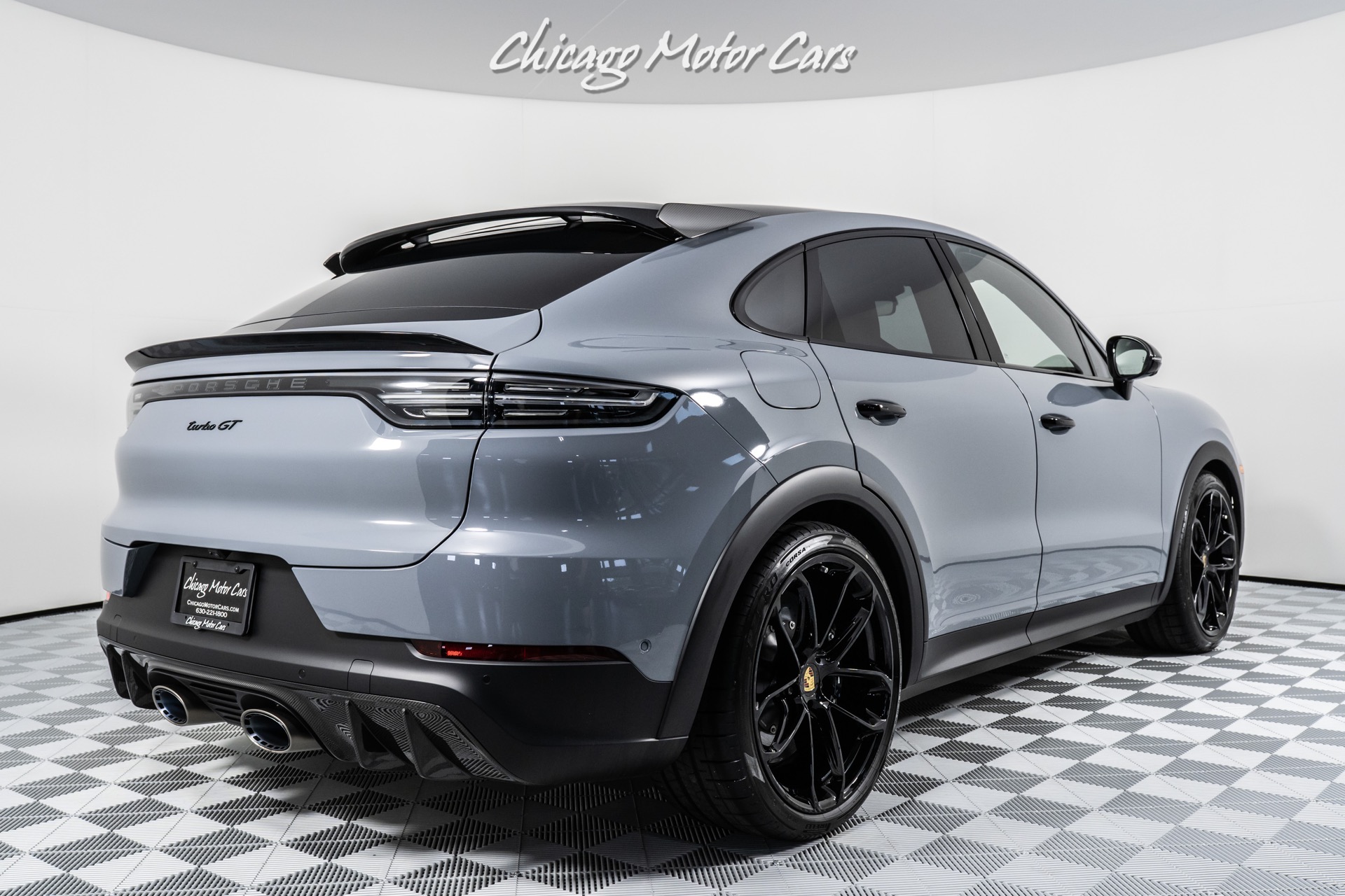 Used-2022-Porsche-Cayenne-Turbo-GT--CARON-FIBER-ROOF-BRAND-NEW-ONLY-96-MILES-HIGHLY-DESIRED-MODEL