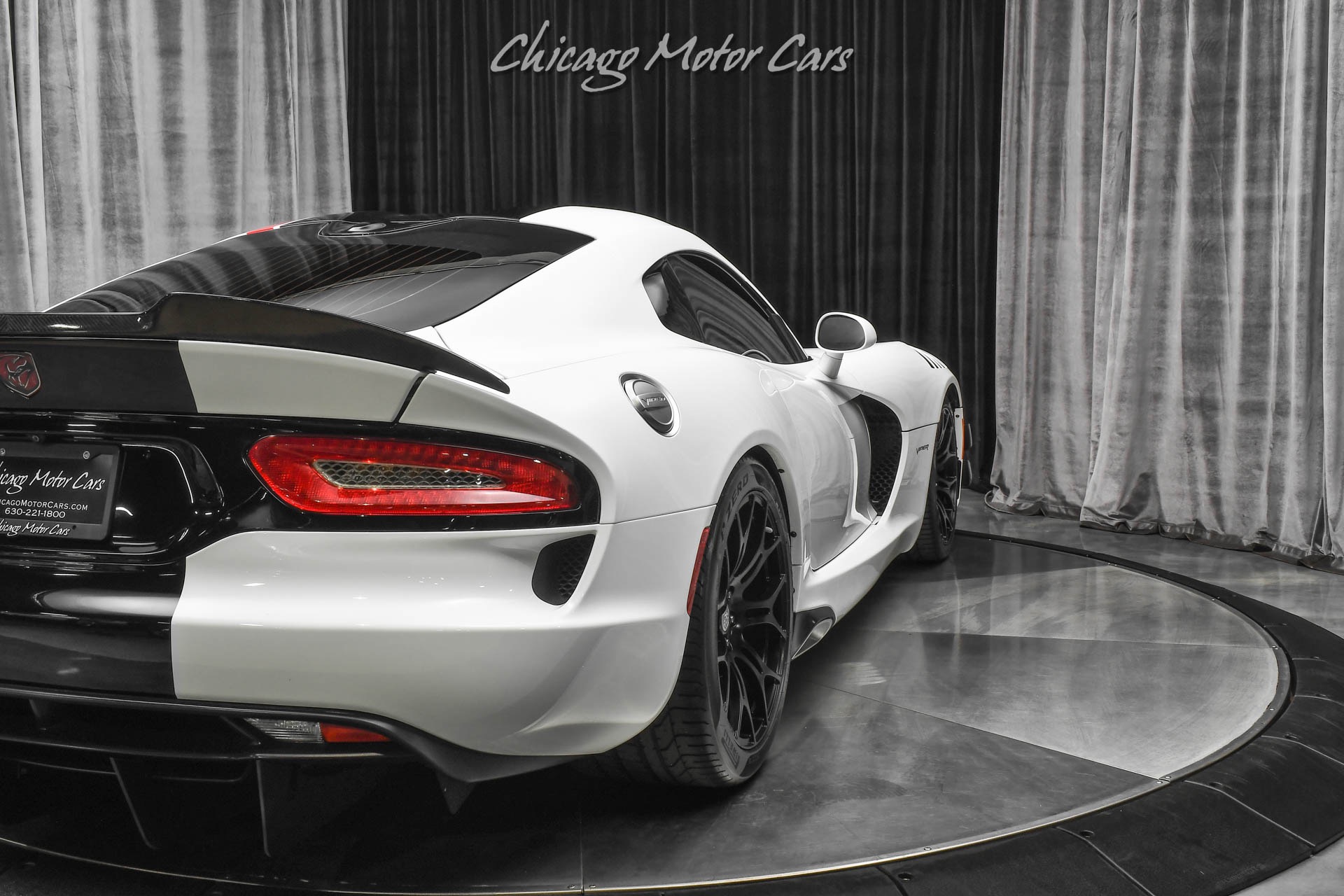 Used-2014-Dodge-Viper-GTS-Coupe-LOW-Miles-SRT-Audio-Carbon-Fiber-ACR-Hood--Diffuser-LOADED