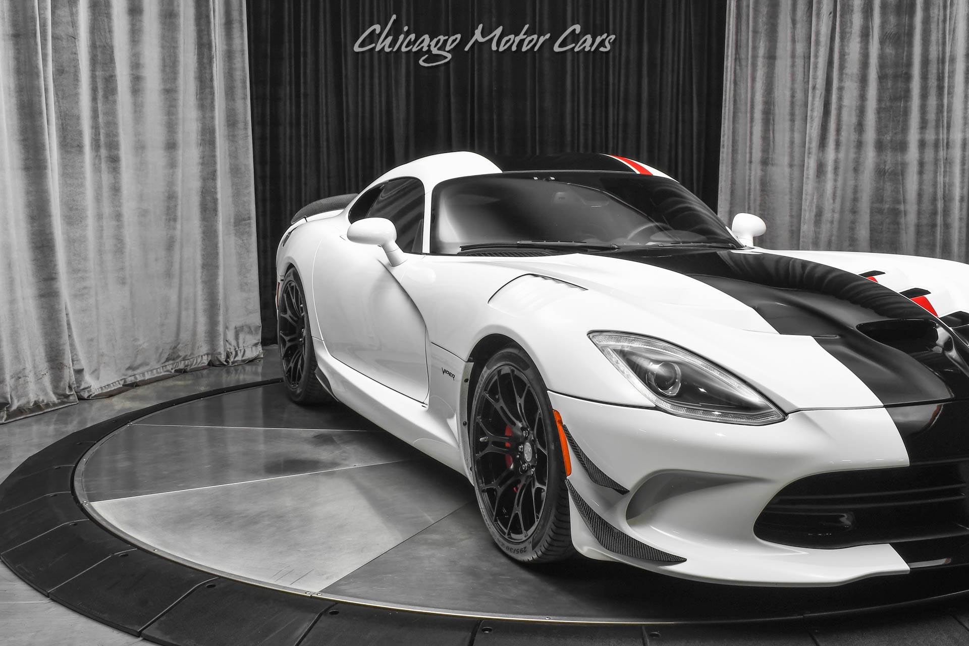 Used-2014-Dodge-Viper-GTS-Coupe-LOW-Miles-SRT-Audio-Carbon-Fiber-ACR-Hood--Diffuser-LOADED