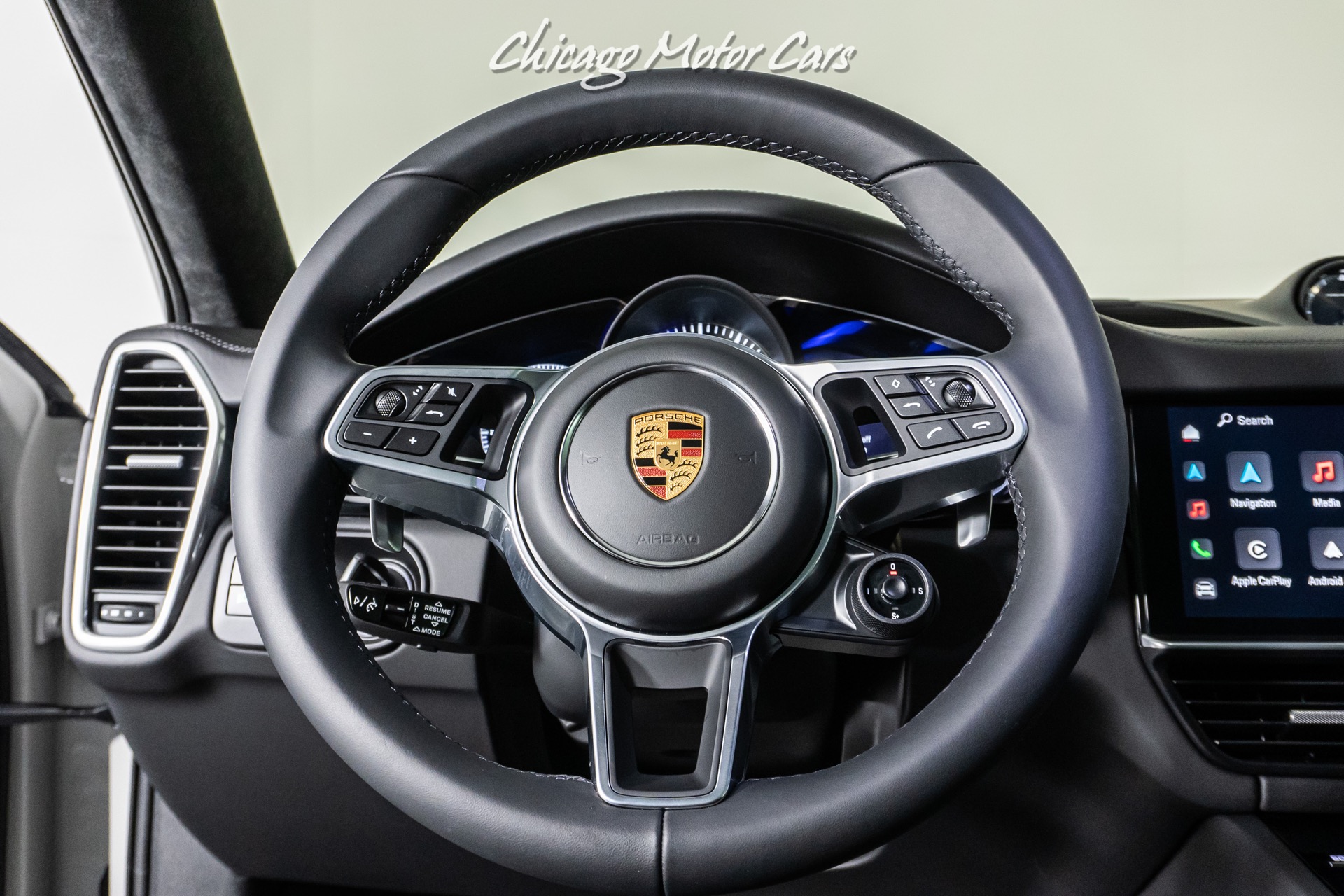 Used-2022-Porsche-Cayenne-GTS-Coupe-STUNNING-CHALK-FINISH-PREMIUM-PACKAGE-PLUS-LOADED