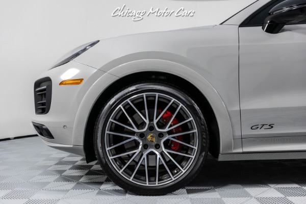 Used 2022 Porsche Cayenne GTS Coupe STUNNING CHALK FINISH! PREMIUM PACKAGE PLUS LOADED! for sale Sold at Chicago Motor Cars in West Chicago IL 60185 3