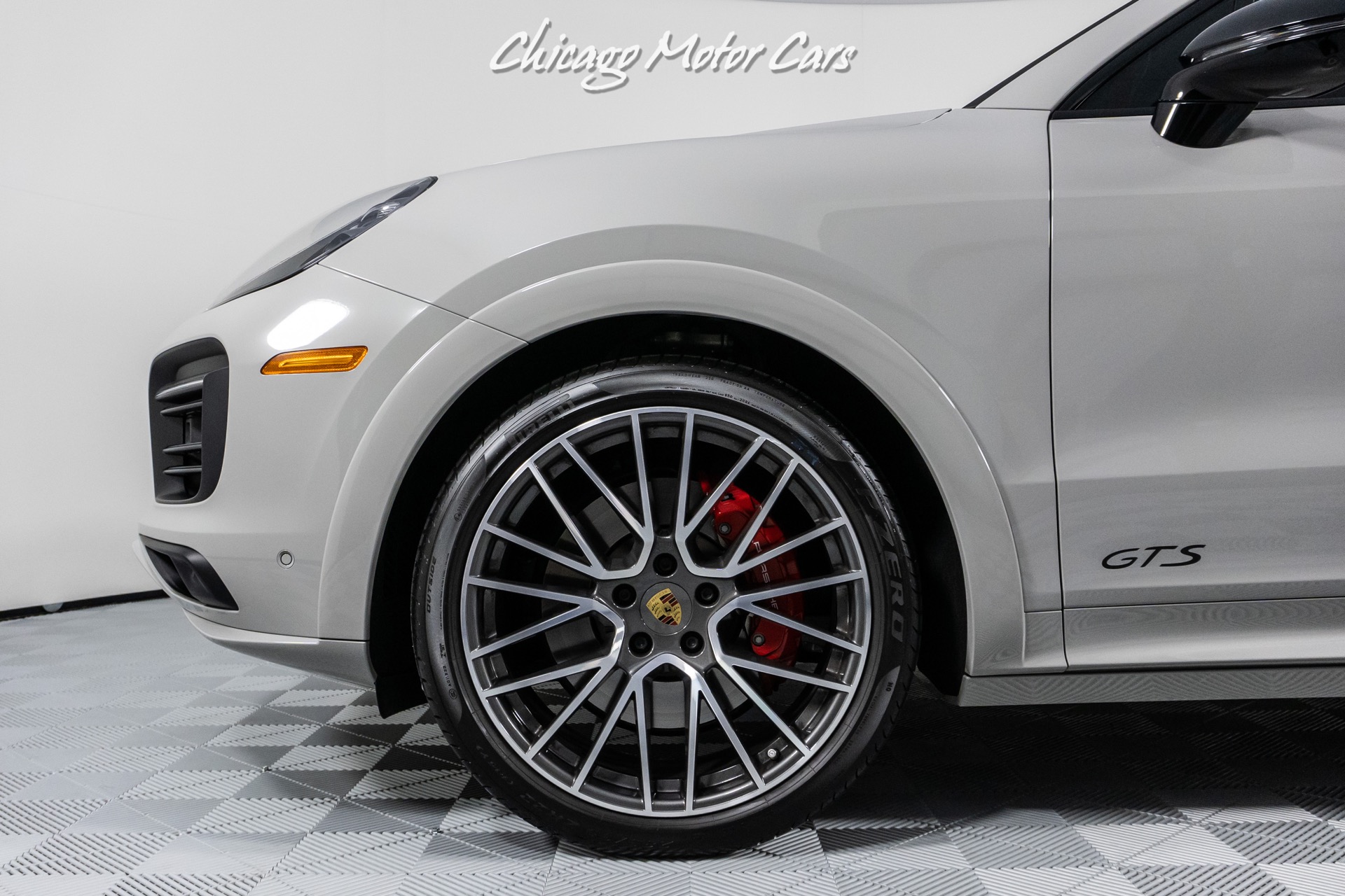 Used-2022-Porsche-Cayenne-GTS-Coupe-STUNNING-CHALK-FINISH-PREMIUM-PACKAGE-PLUS-LOADED