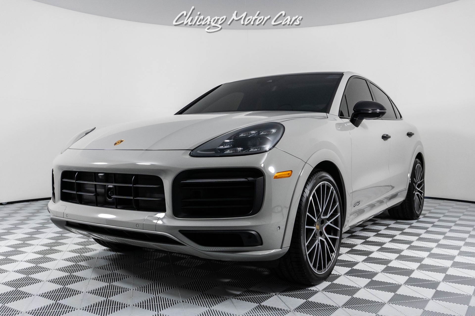 Used-2022-Porsche-Cayenne-GTS-Coupe-STUNNING-CHALK-FINISH-PREMIUM-PACKAGE-PLUS-LOADED