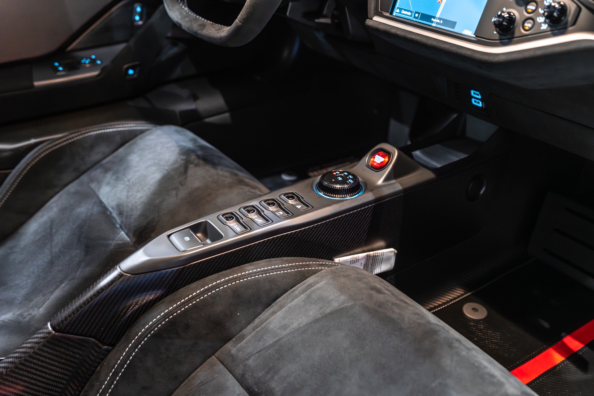 2019 FORD GT - Image 27