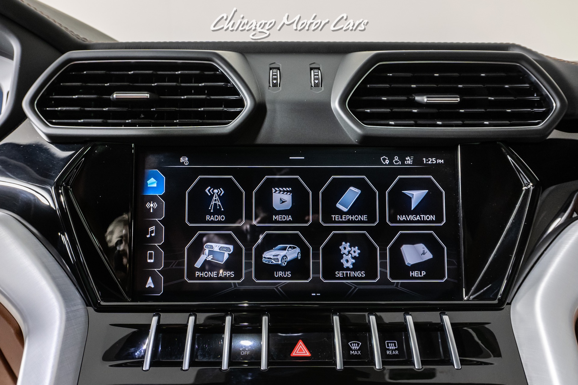 Used 2020 Lamborghini Urus STUNNING INTERIOR! REAR ENTERTAINMENT! BANG &  OLUFSEN SOUND SYSTEM LOADED! For Sale (Special Pricing) | Chicago Motor  Cars Stock #19649