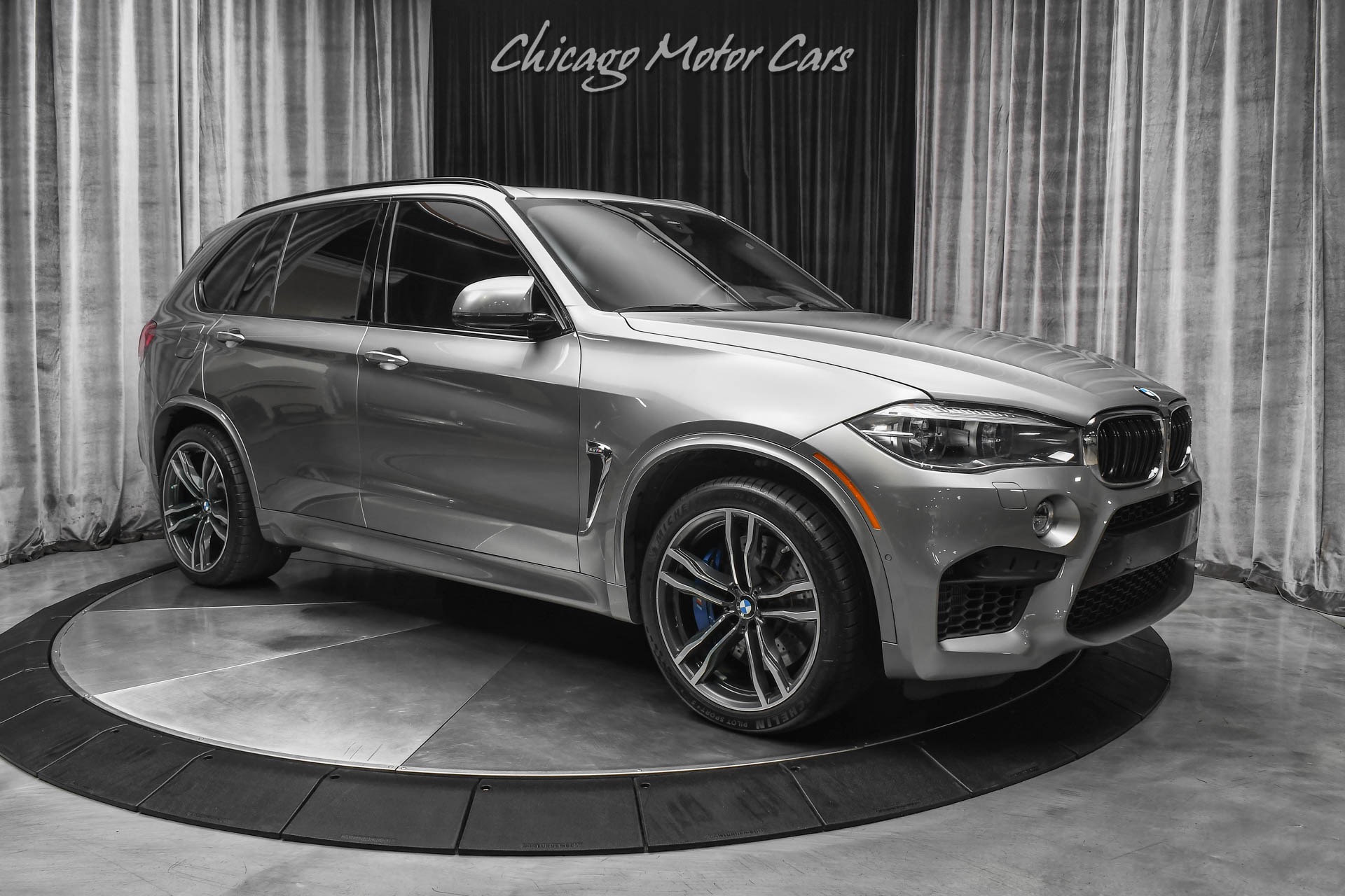 Used-2018-BMW-X5-M-SUV-Executive-Pkg-Night-Vision-Pedestrian-Detection-Carbon-Fiber-Trim