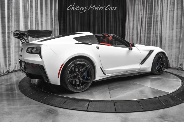 Used 2019 Chevrolet Corvette ZR1 3ZR! ZTK Performance Package! LOW Miles! TONS of Carbon! LOADED for sale Sold at Chicago Motor Cars in West Chicago IL 60185 5