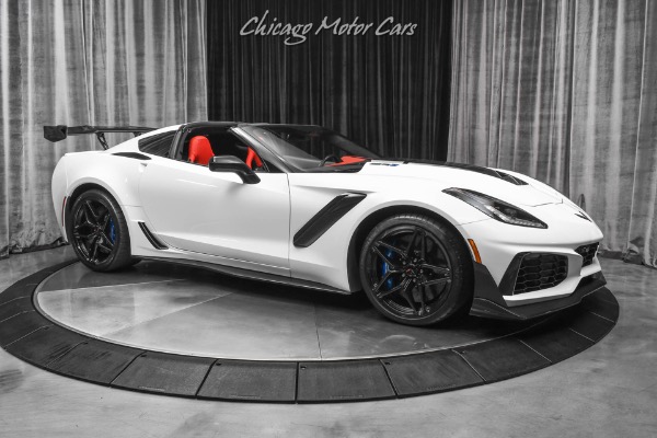 Used 2019 Chevrolet Corvette ZR1 3ZR! ZTK Performance Package! LOW Miles! TONS of Carbon! LOADED for sale Sold at Chicago Motor Cars in West Chicago IL 60185 6