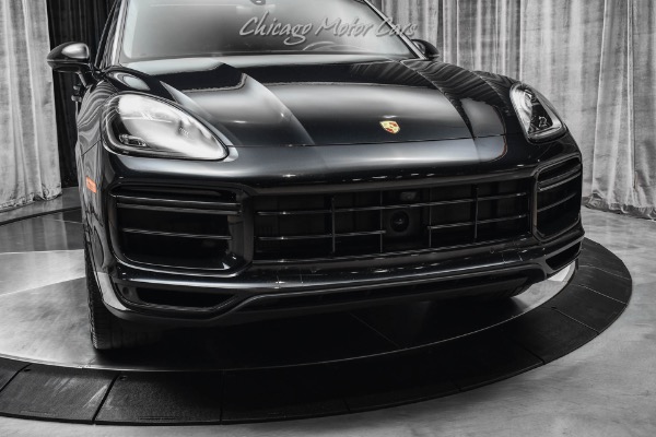 Used-2020-Porsche-Cayenne-Turbo-SUV-Sport-Exhaust-Sport-Chrono-Carbon-Trim-LOADED