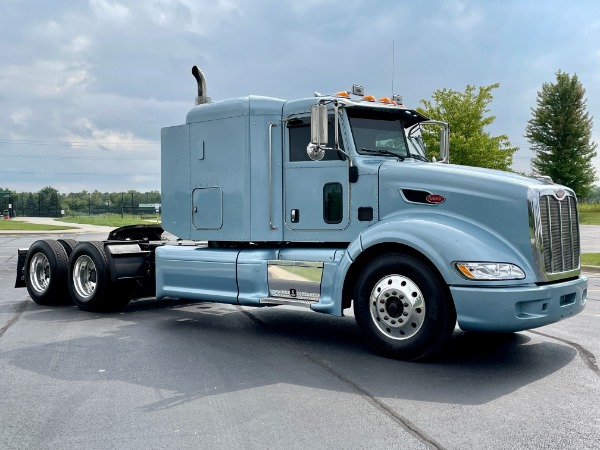 Used 2014 Peterbilt 386 Sleeper - Paccar MX-13 - 475 Horsepower - 10 Speed Manual for sale Sold at Chicago Motor Cars in West Chicago IL 60185 3